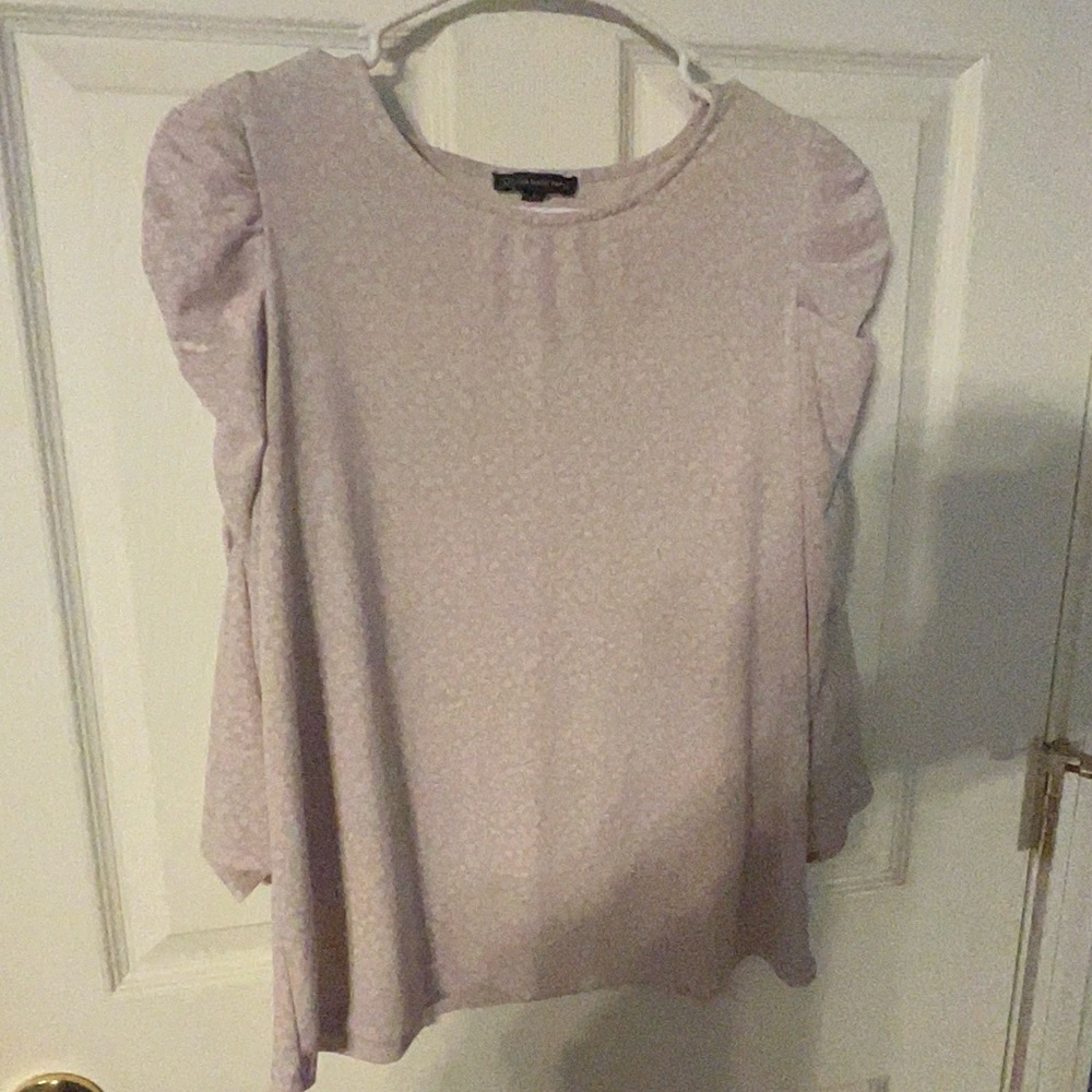 Women’s medium top